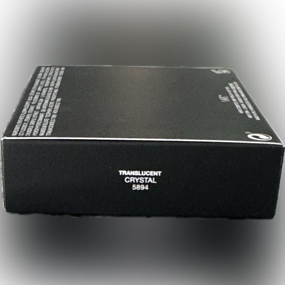 NWT NARS Translucent Pressed Setting Powder - Picture 5 of 7